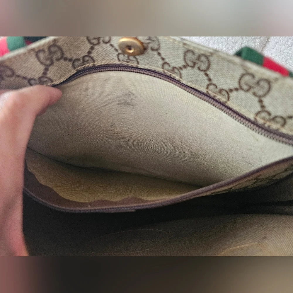 Gucci Monogram Tote Bag! - Picture 13 of 16
